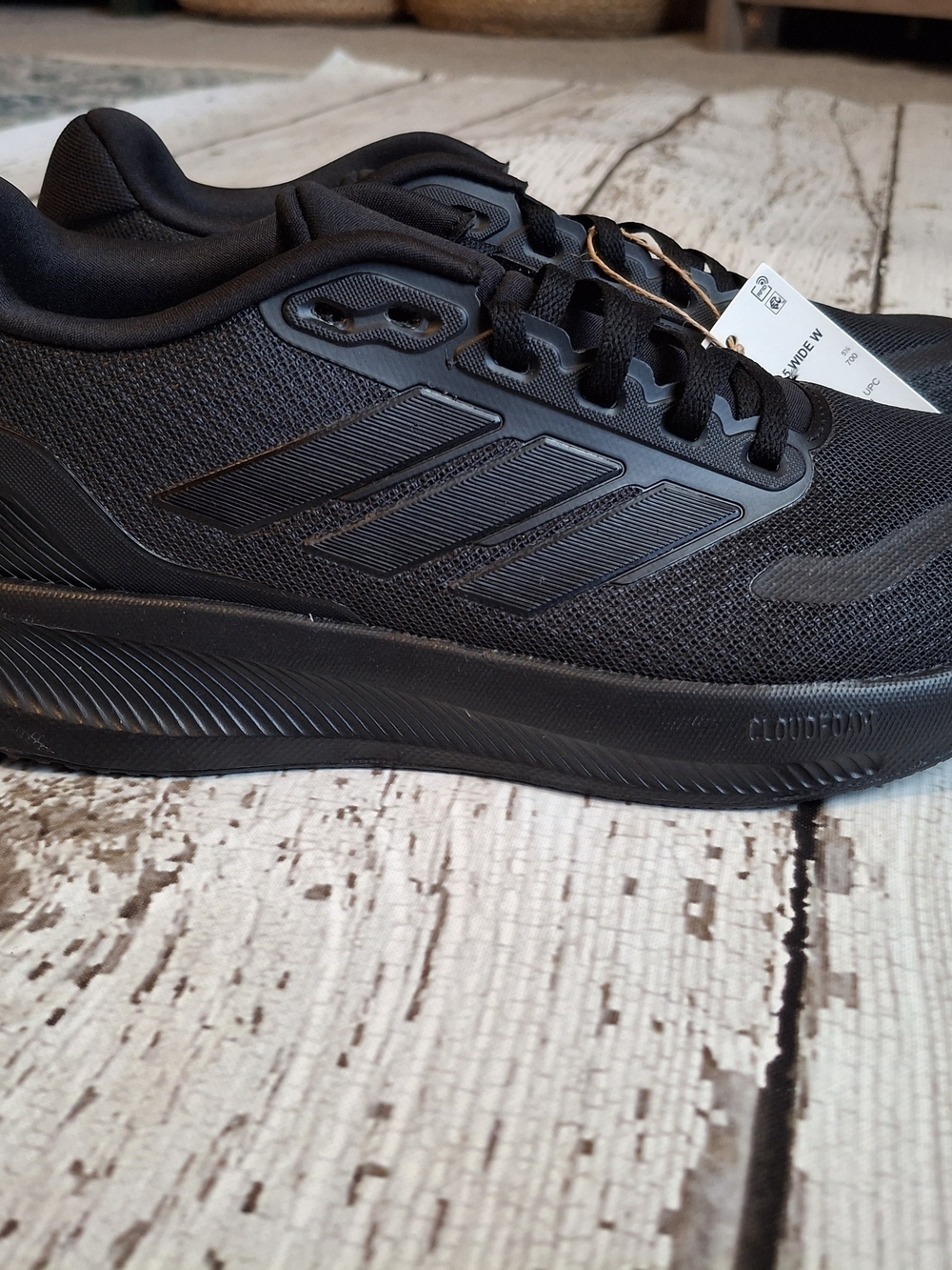 Adidas Runfalcon Womens's Black Running Shoes